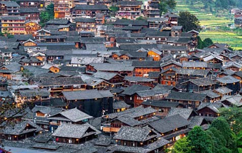 东莞6种常见的外墙仿石漆施工工艺！